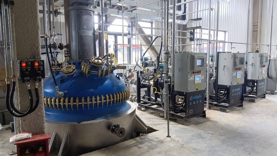 冷热一体纯水机选购攻略|制药级洁净标准设备